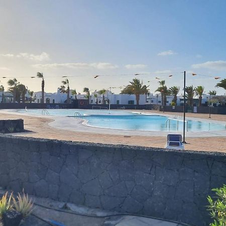 פלאיה בלנקה Apartamento Bungalows Isabel Maria מראה חיצוני תמונה