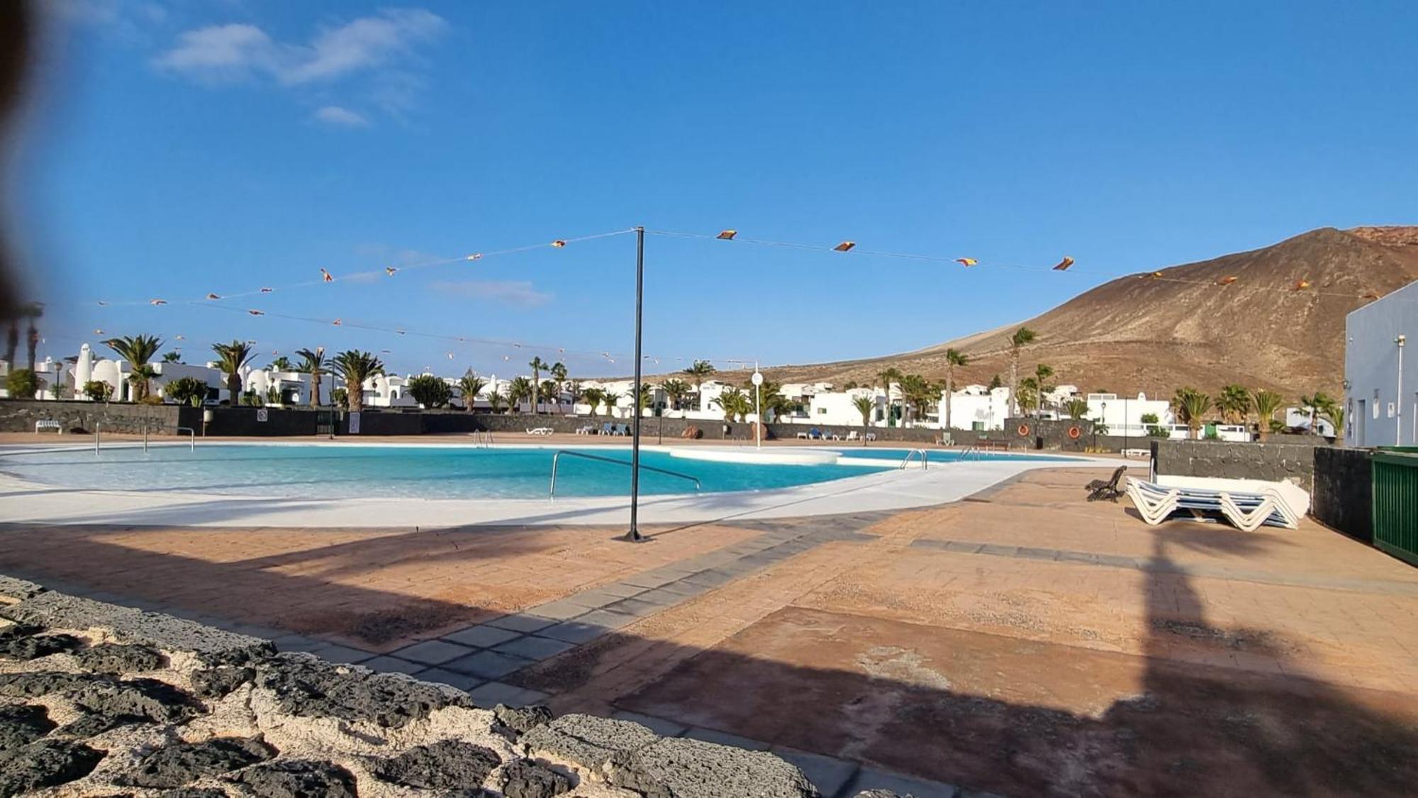 פלאיה בלנקה Apartamento Bungalows Isabel Maria מראה חיצוני תמונה