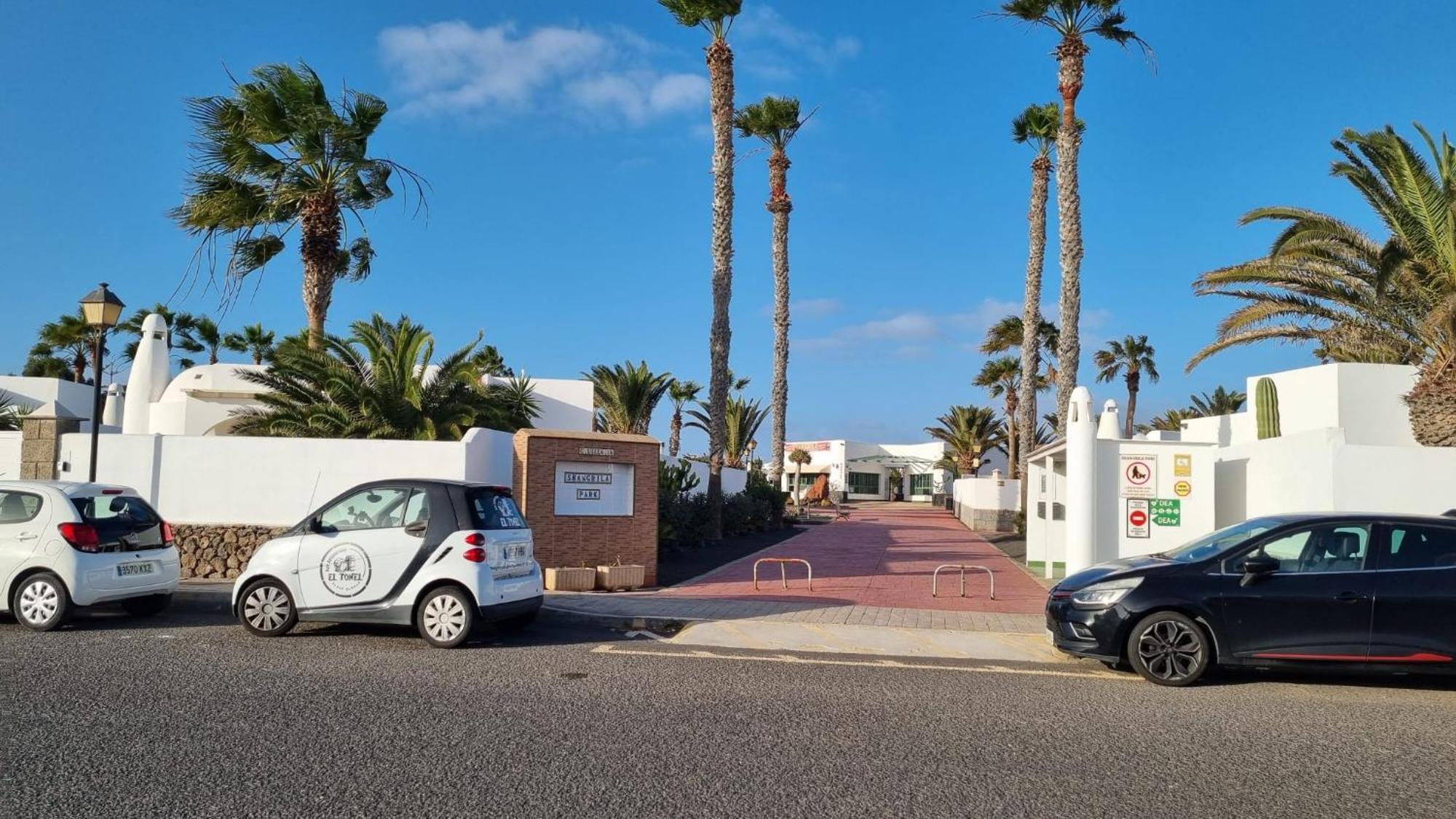 פלאיה בלנקה Apartamento Bungalows Isabel Maria מראה חיצוני תמונה