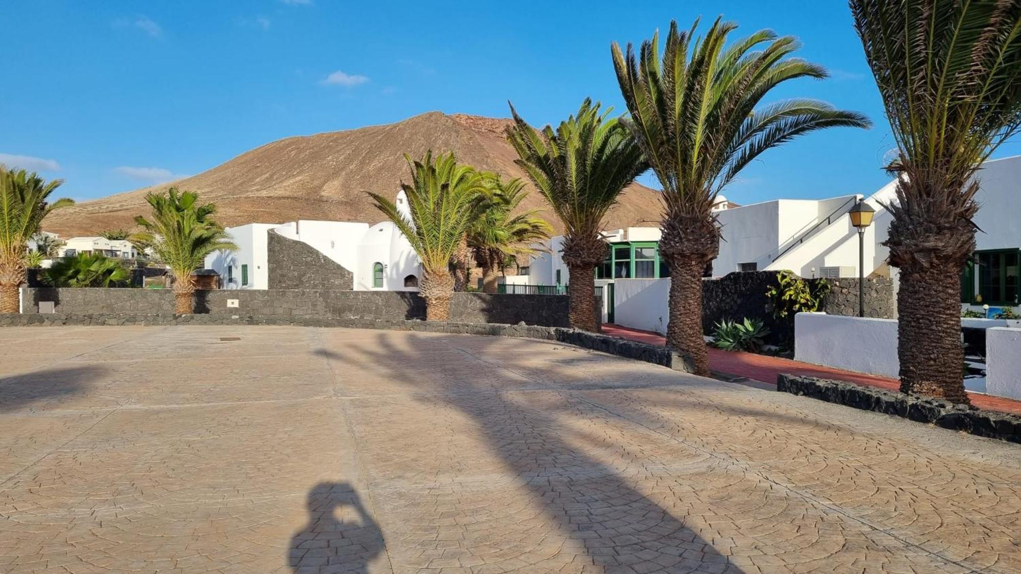 פלאיה בלנקה Apartamento Bungalows Isabel Maria מראה חיצוני תמונה