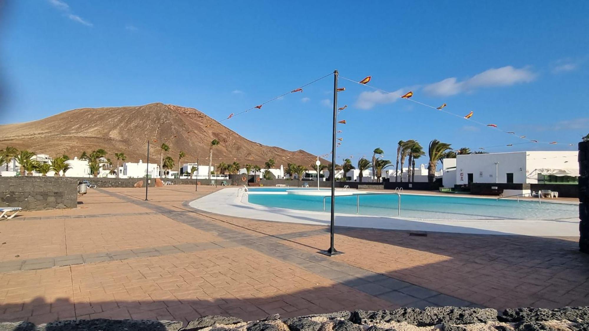 פלאיה בלנקה Apartamento Bungalows Isabel Maria מראה חיצוני תמונה