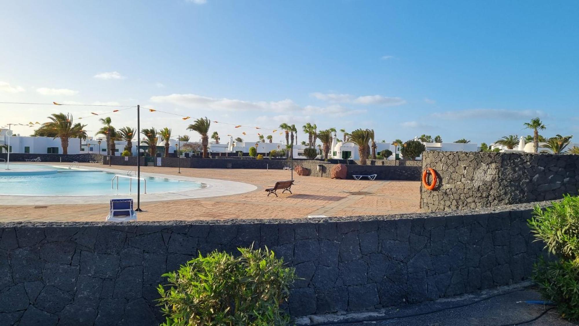 פלאיה בלנקה Apartamento Bungalows Isabel Maria מראה חיצוני תמונה